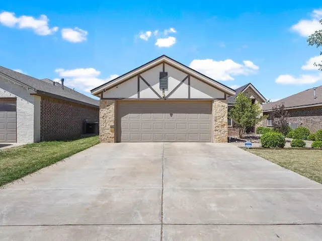 Photo 2 — 7908 Avenue J, Lubbock, TX 79423