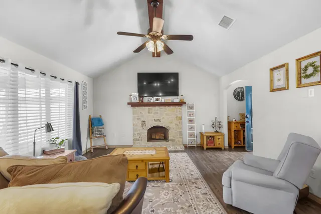 Photo 5 — 7908 Avenue J, Lubbock, TX 79423