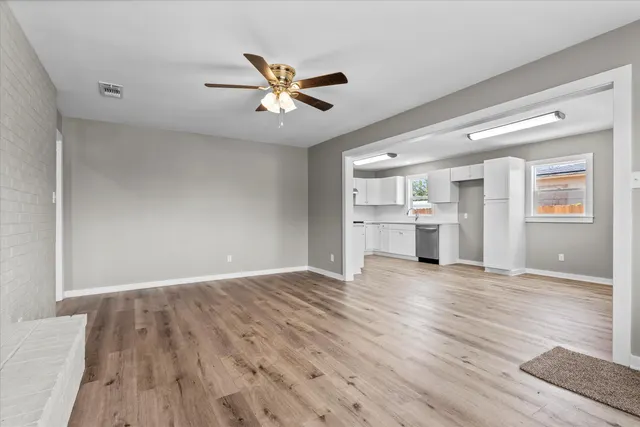 Photo 4 — 202 W Jackson Street, Levelland, TX 79336