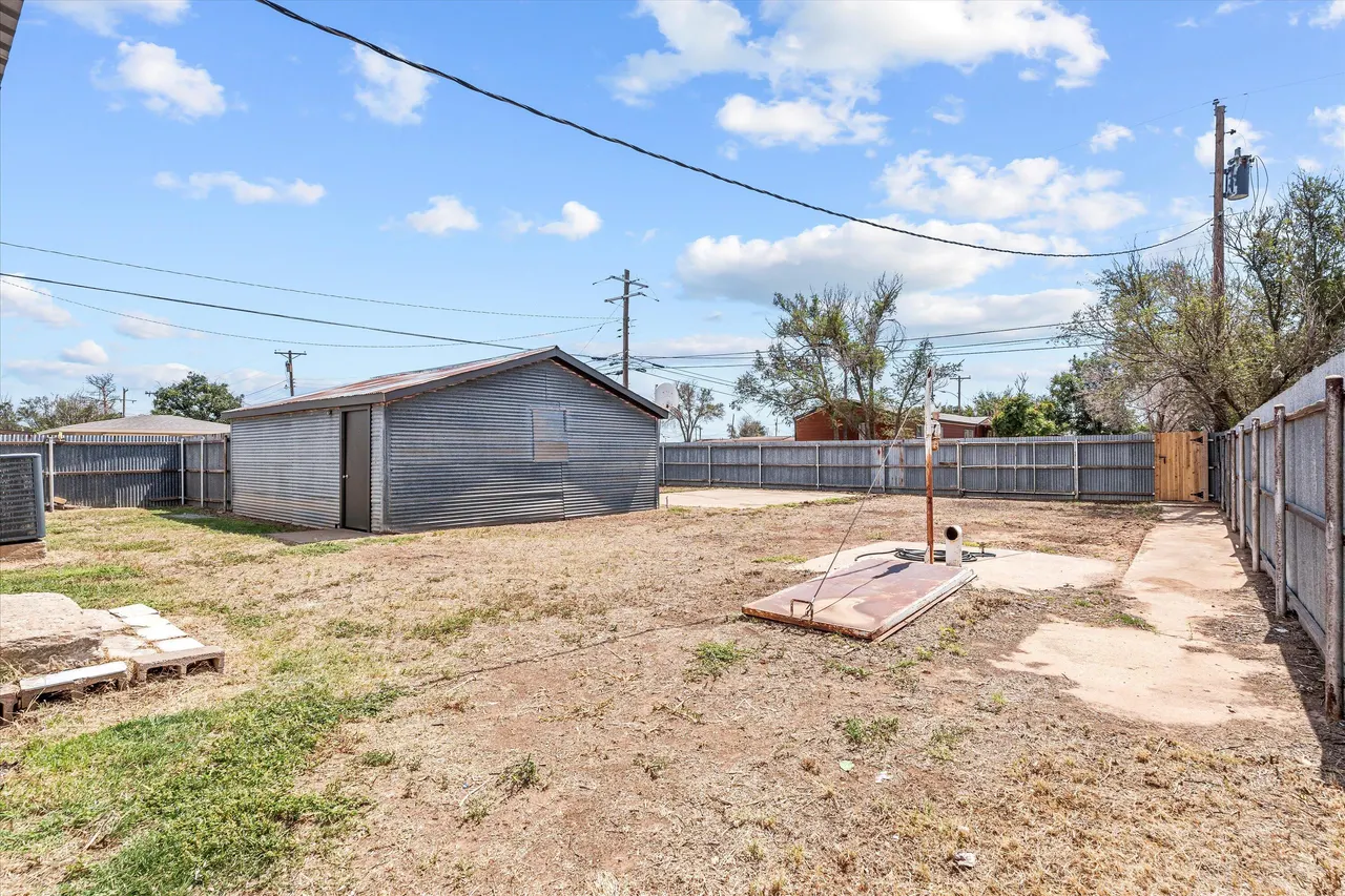 Photo 22 — 202 W Jackson Street, Levelland, TX 79336