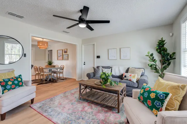 Photo 4 — 2002 58th Street, Lubbock, TX 79412