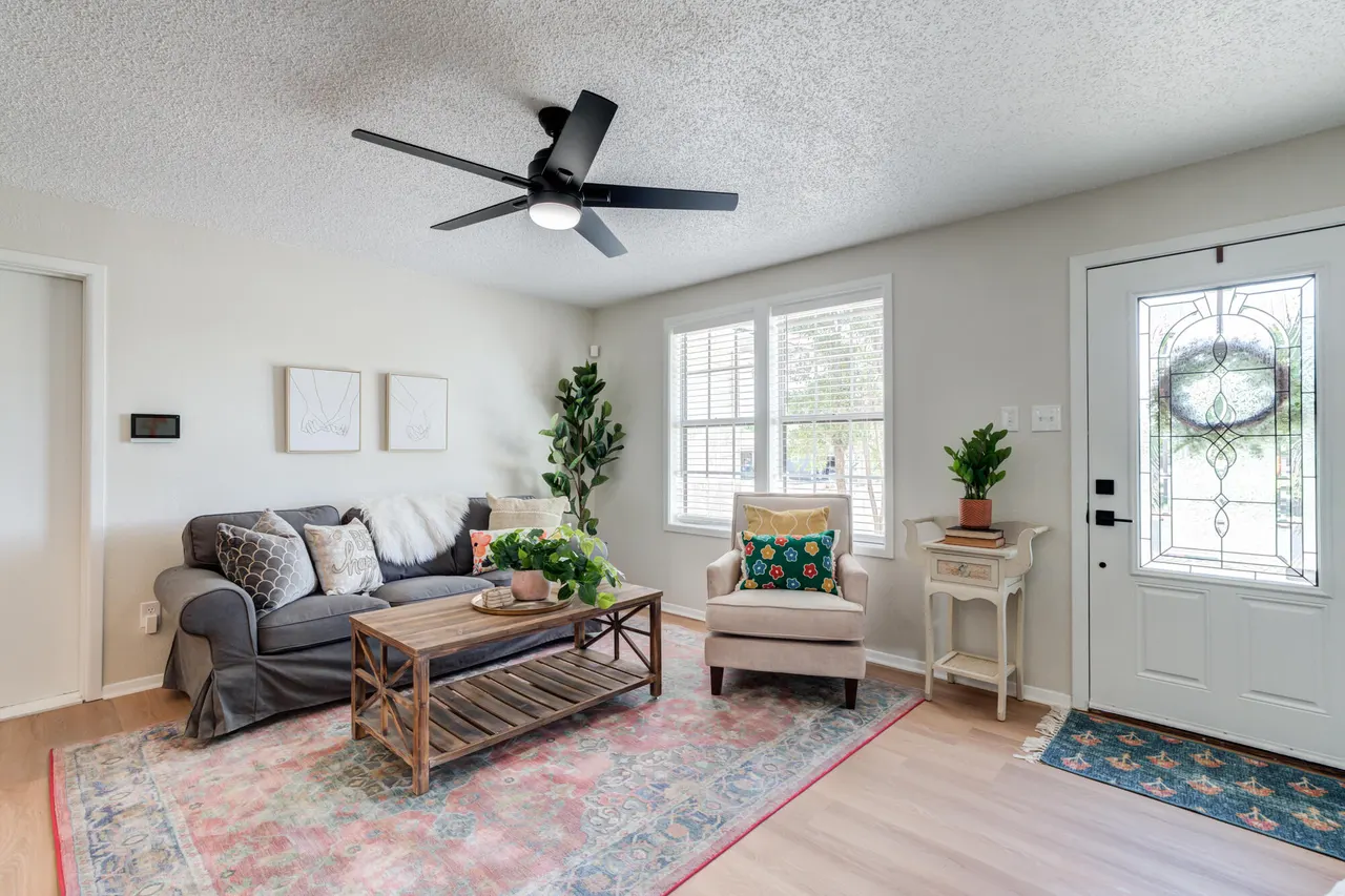 Photo 6 — 2002 58th Street, Lubbock, TX 79412