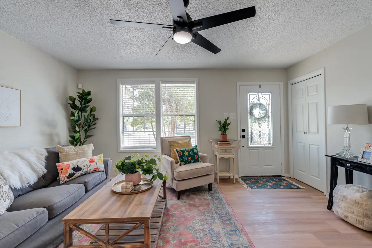 Photo 7 — 2002 58th Street, Lubbock, TX 79412
