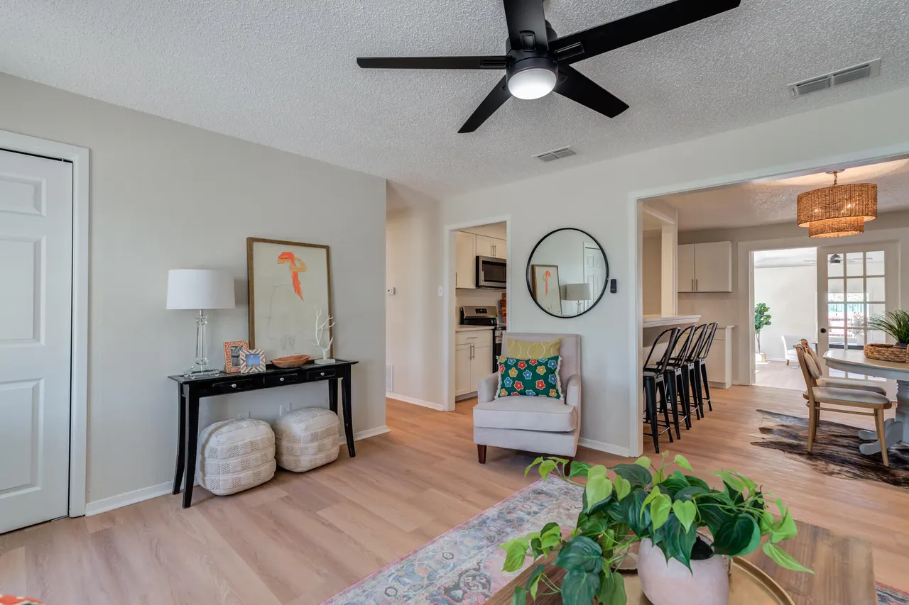 Photo 9 — 2002 58th Street, Lubbock, TX 79412