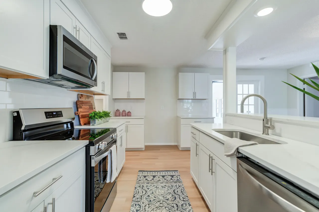 Photo 21 — 2002 58th Street, Lubbock, TX 79412
