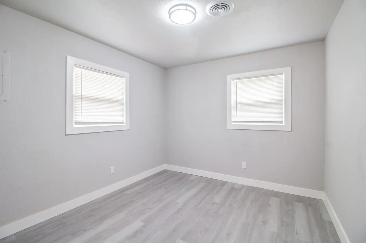 Photo 7 — 2417 E 28th Street, Lubbock, TX 79404