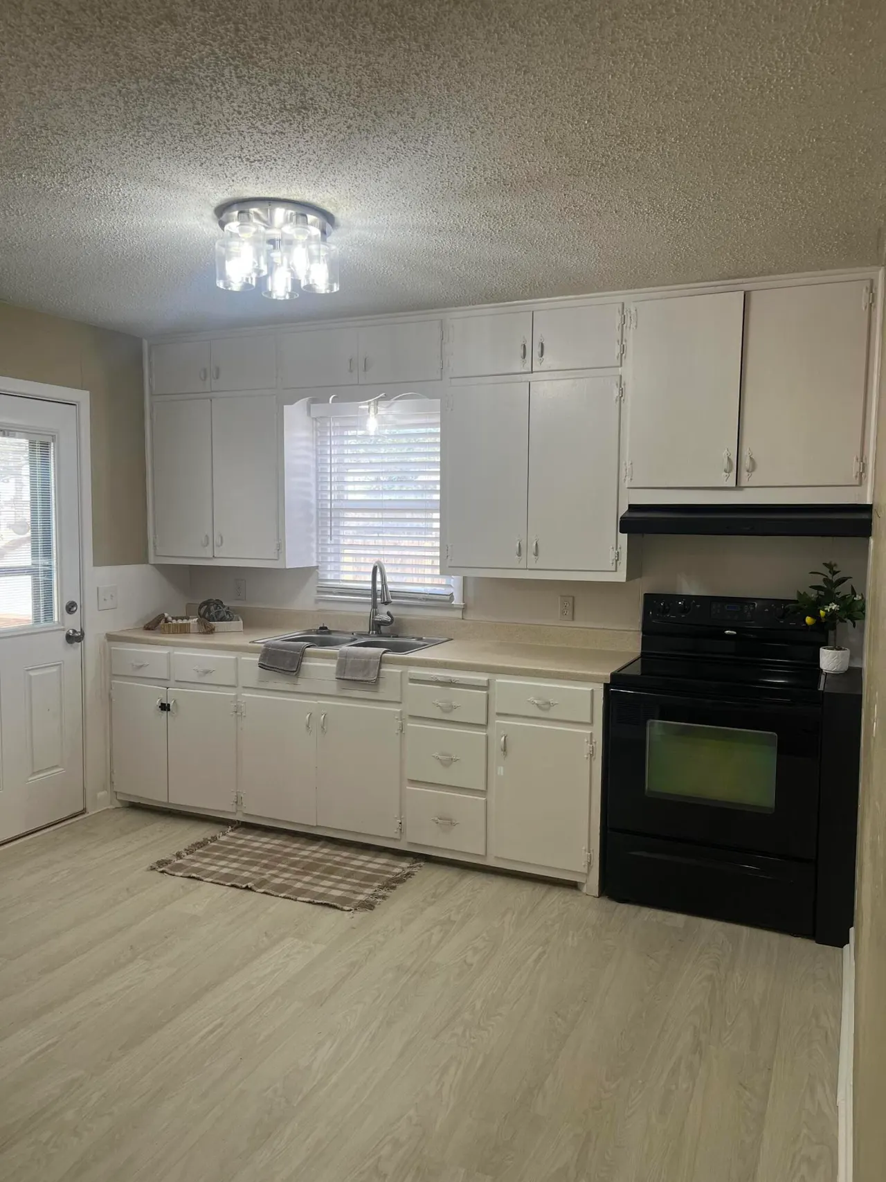 Photo 9 — 2312 N 1st Street, Tahoka, TX 79373