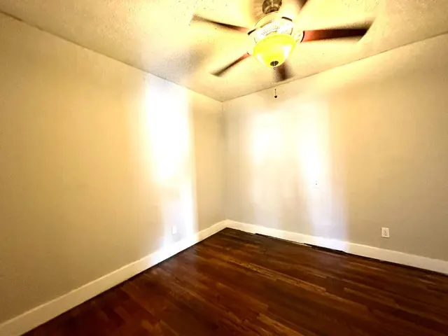 Photo 5 — 2117 15th Street A, Lubbock, TX 79401