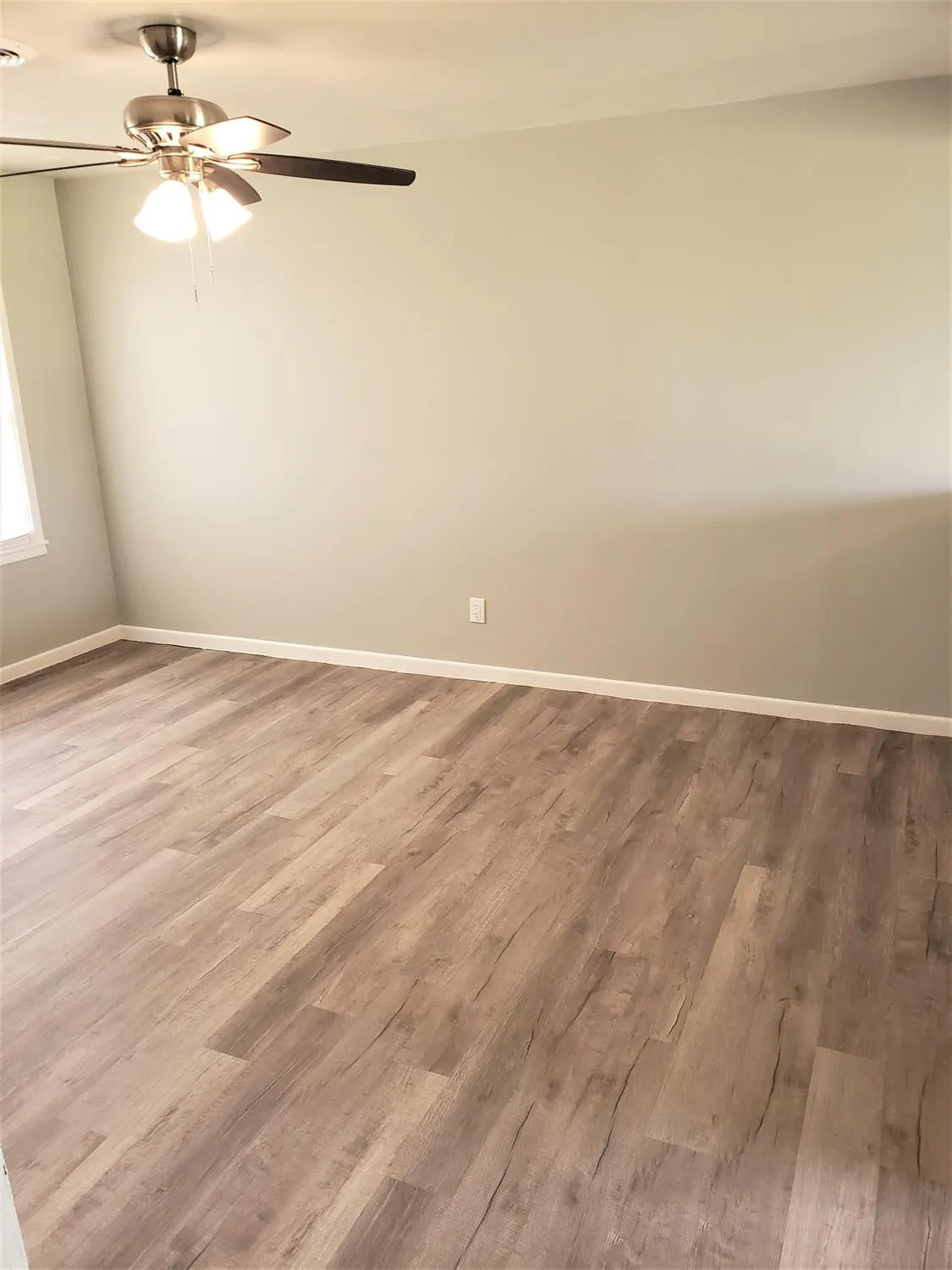 Photo 2 — 4906 6th Street, Lubbock, TX 79416