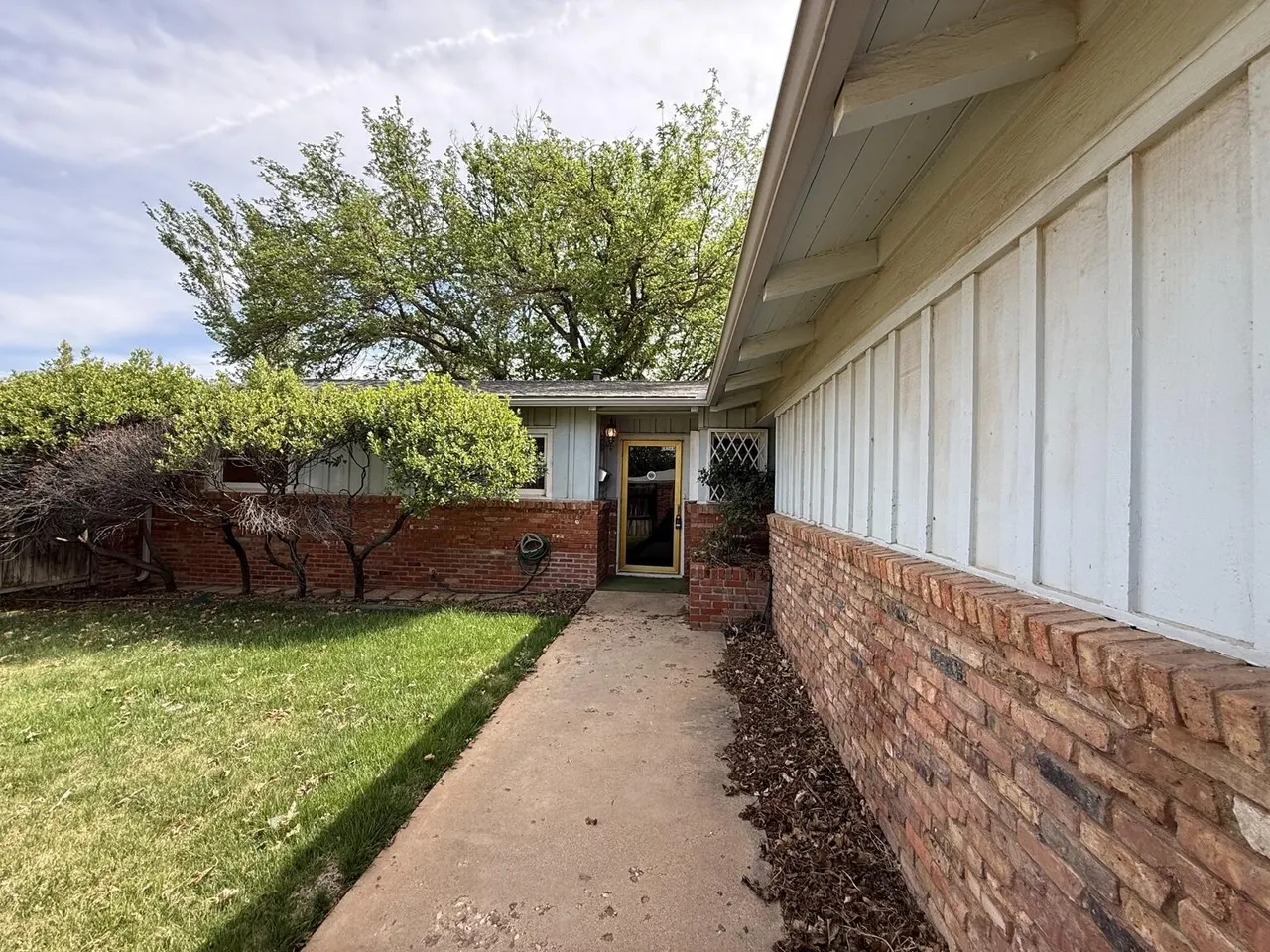 Photo 11 — 2813 57th Street, Lubbock, TX 79413