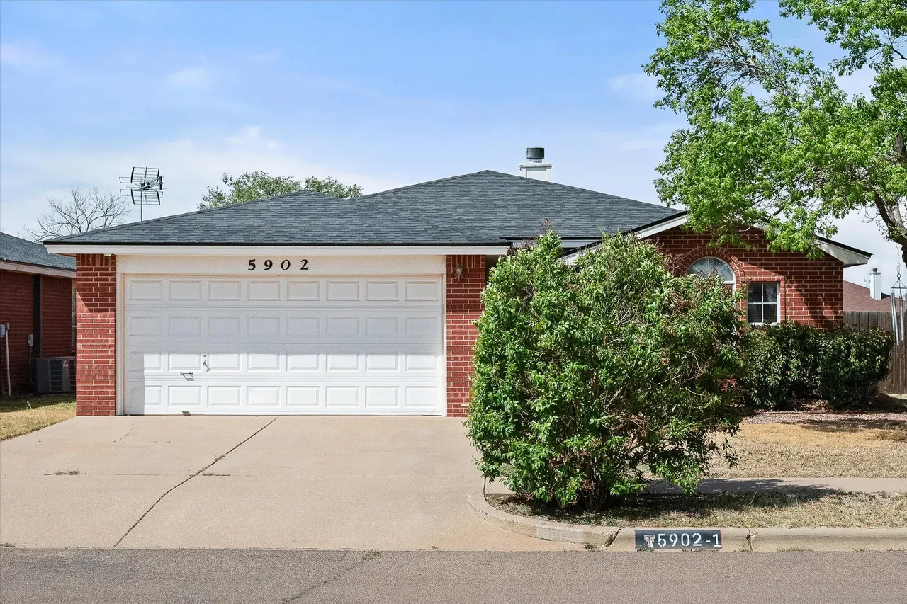 Photo 3 — 5902 10th Street UNIT 1, Lubbock, TX 79416
