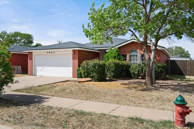 Photo 4 — 5902 10th Street UNIT 1, Lubbock, TX 79416