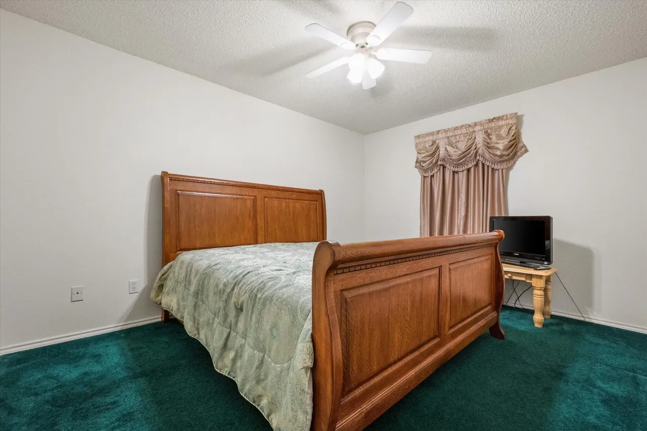 Photo 9 — 5902 10th Street UNIT 1, Lubbock, TX 79416