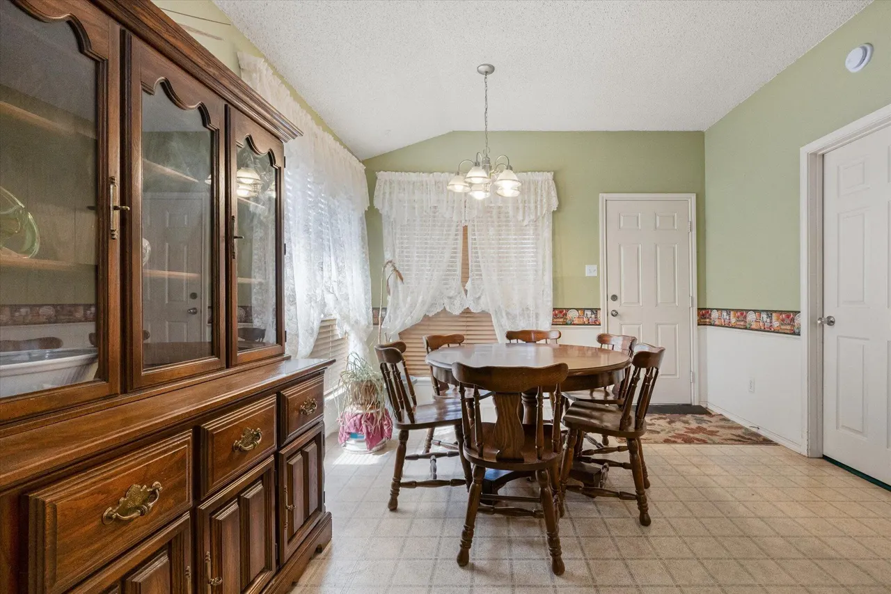 Photo 17 — 5902 10th Street UNIT 1, Lubbock, TX 79416
