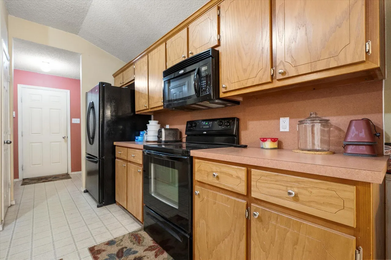 Photo 18 — 5902 10th Street UNIT 1, Lubbock, TX 79416