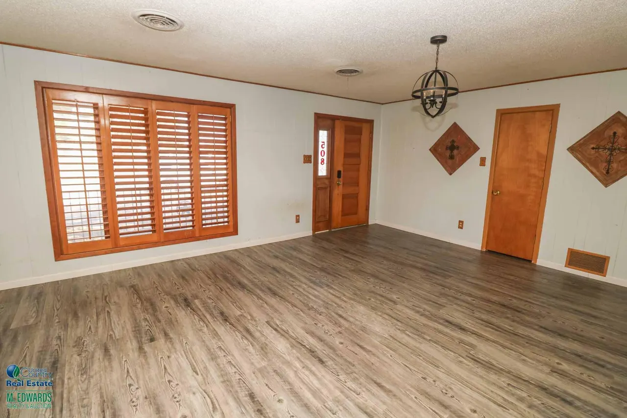 Photo 6 — 508 E Hay Street, Sudan, TX 79371
