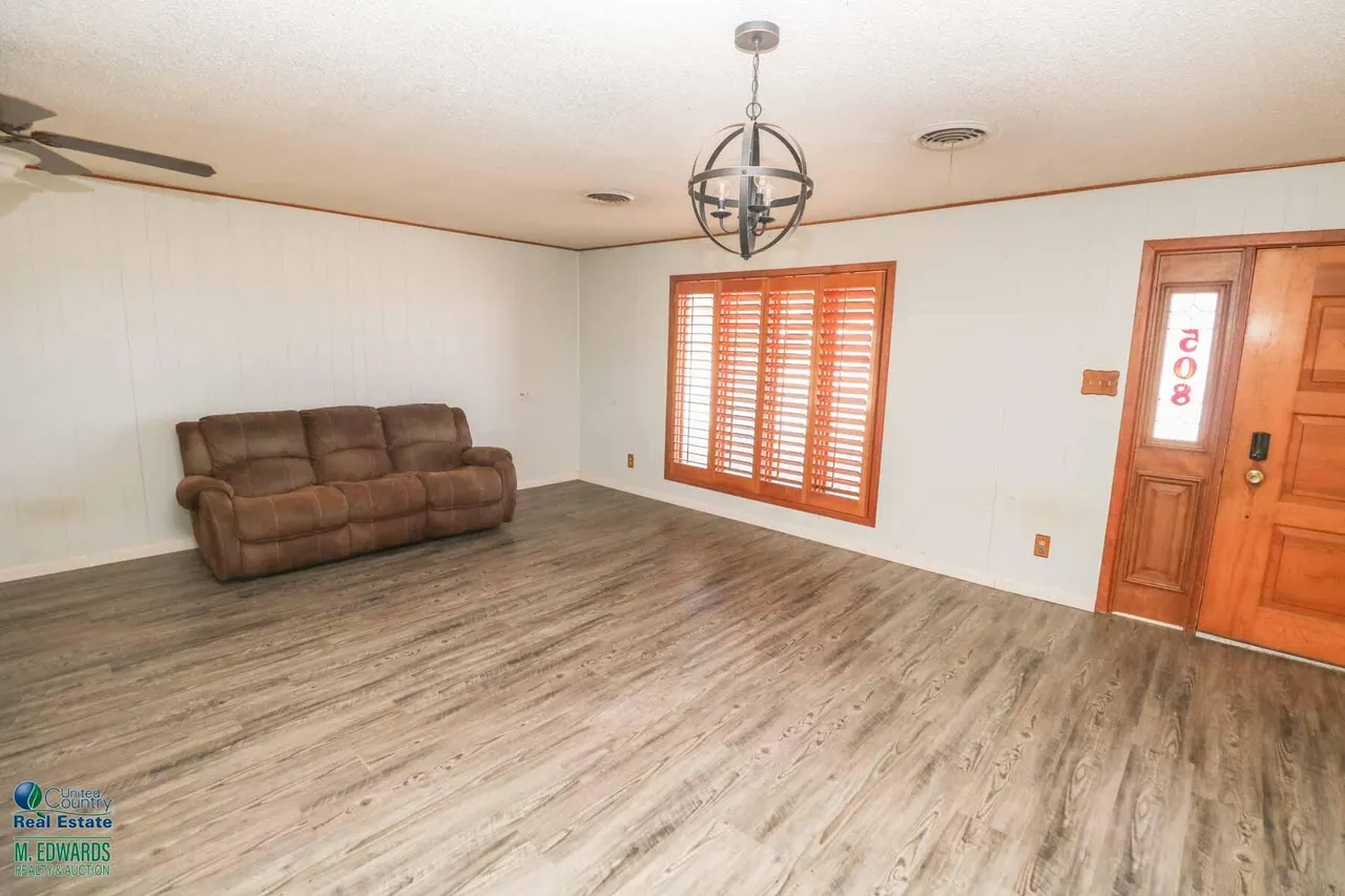 Photo 7 — 508 E Hay Street, Sudan, TX 79371
