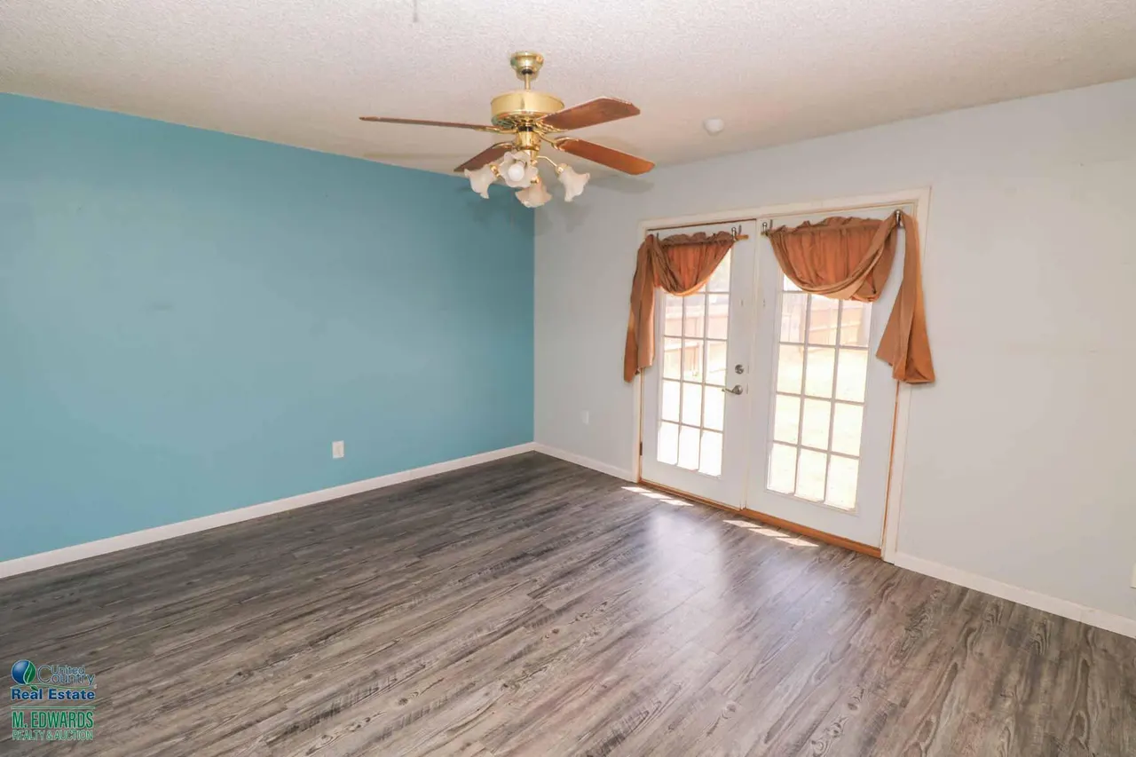 Photo 15 — 508 E Hay Street, Sudan, TX 79371