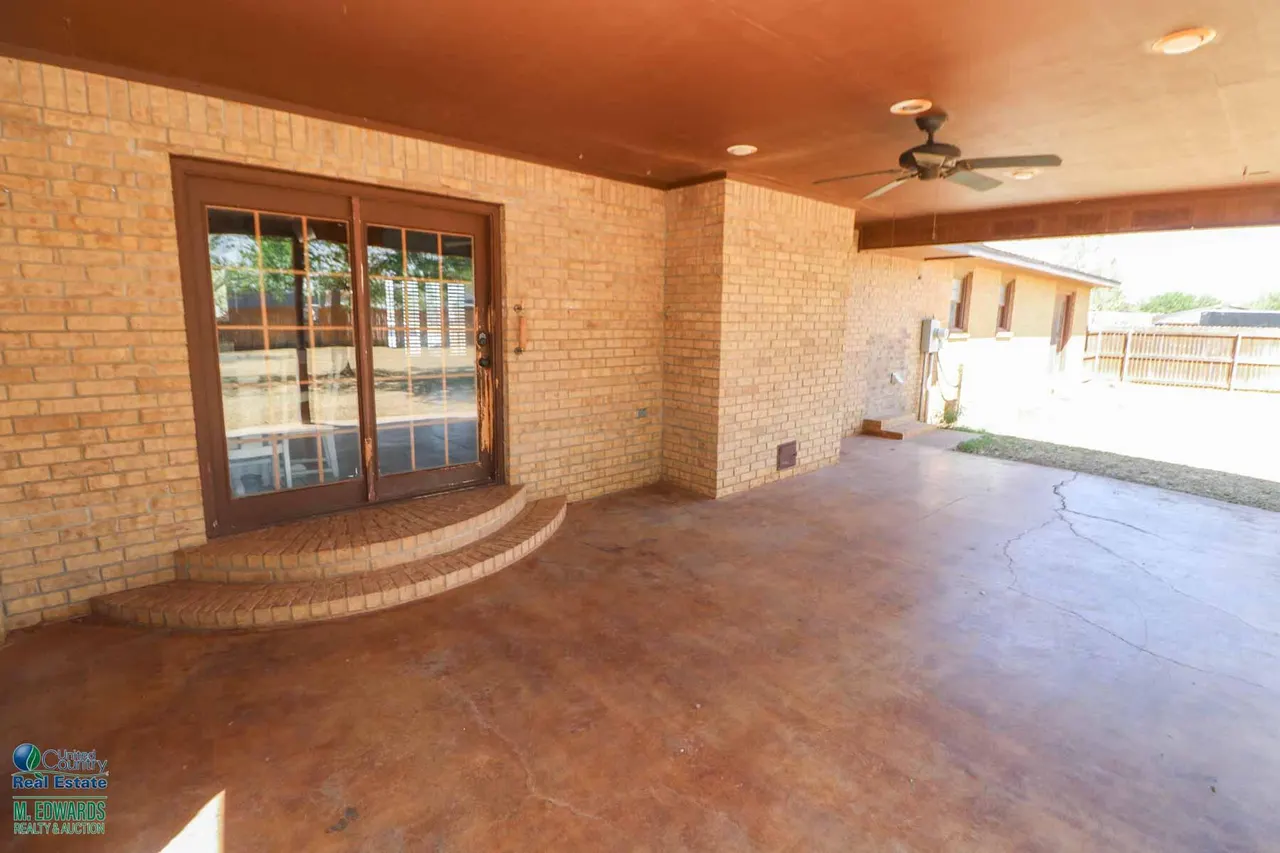 Photo 20 — 508 E Hay Street, Sudan, TX 79371