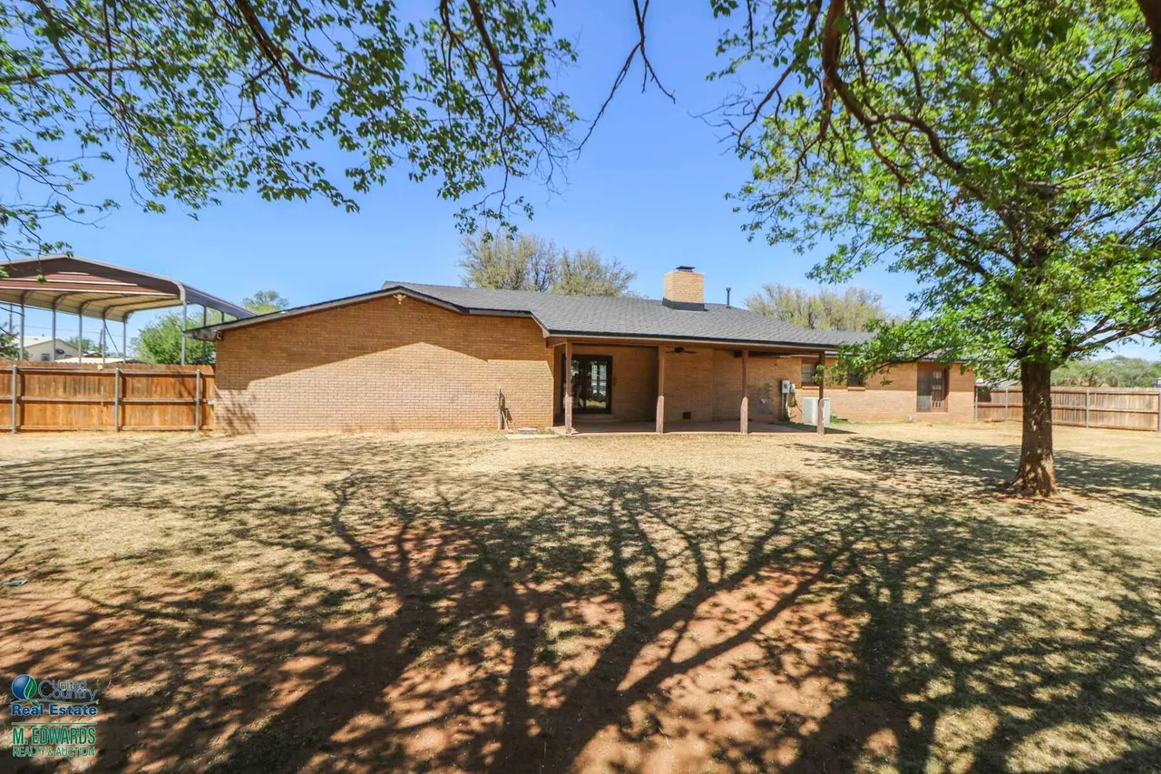 Photo 25 — 508 E Hay Street, Sudan, TX 79371