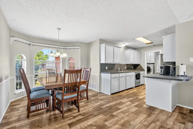 Photo 8 — 6205 15th Street, Lubbock, TX 79416