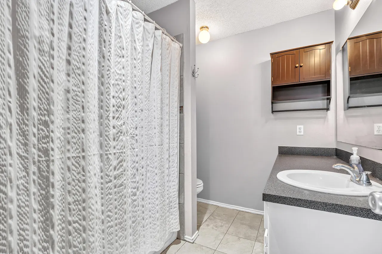Photo 13 — 6205 15th Street, Lubbock, TX 79416