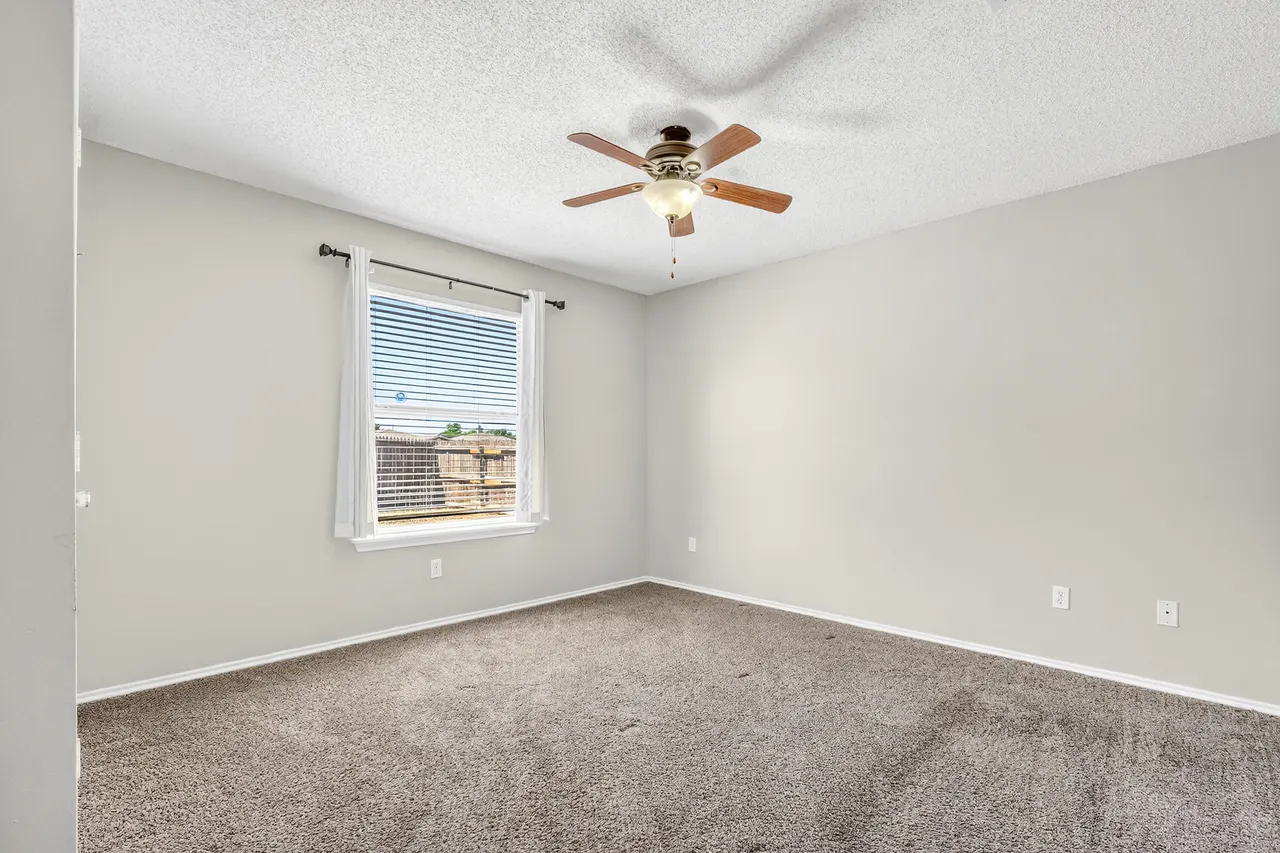 Photo 15 — 6205 15th Street, Lubbock, TX 79416