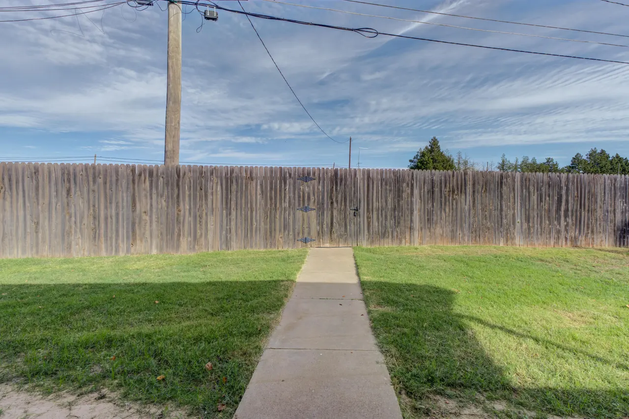 Photo 35 — 822 7th Street, Wolfforth, TX 79382