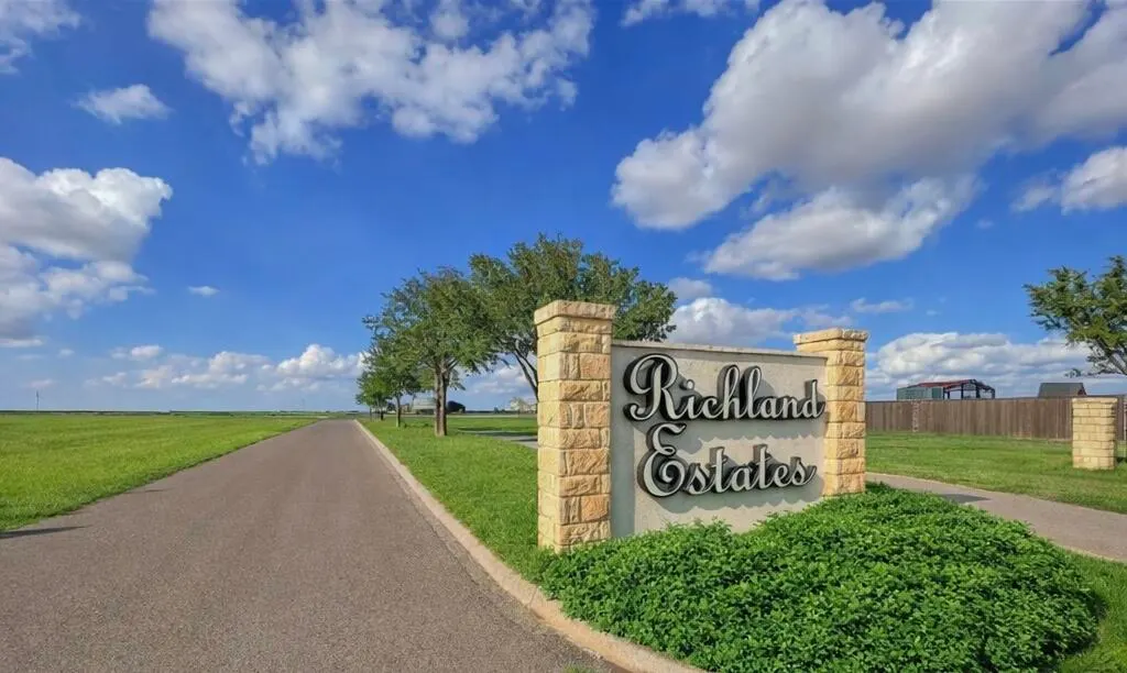 Photo 2 — Smith Lane, Ropesville, TX 79358
