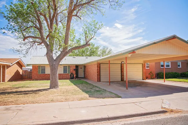 Front exterior — 814 Linda Lane, Denver City, TX 79323