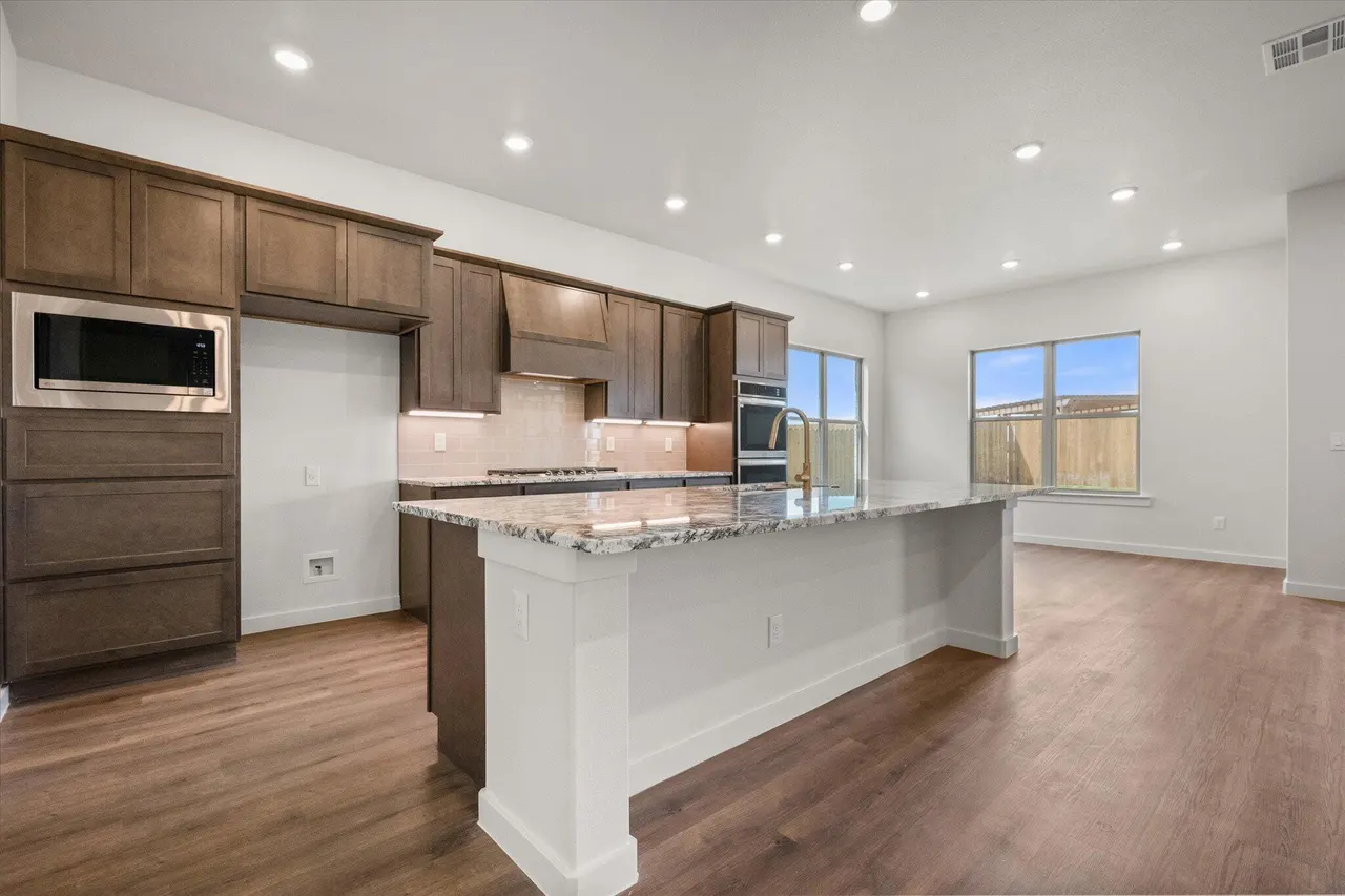 Photo 10 — 12002 Kewanee Avenue, Lubbock, TX 79424