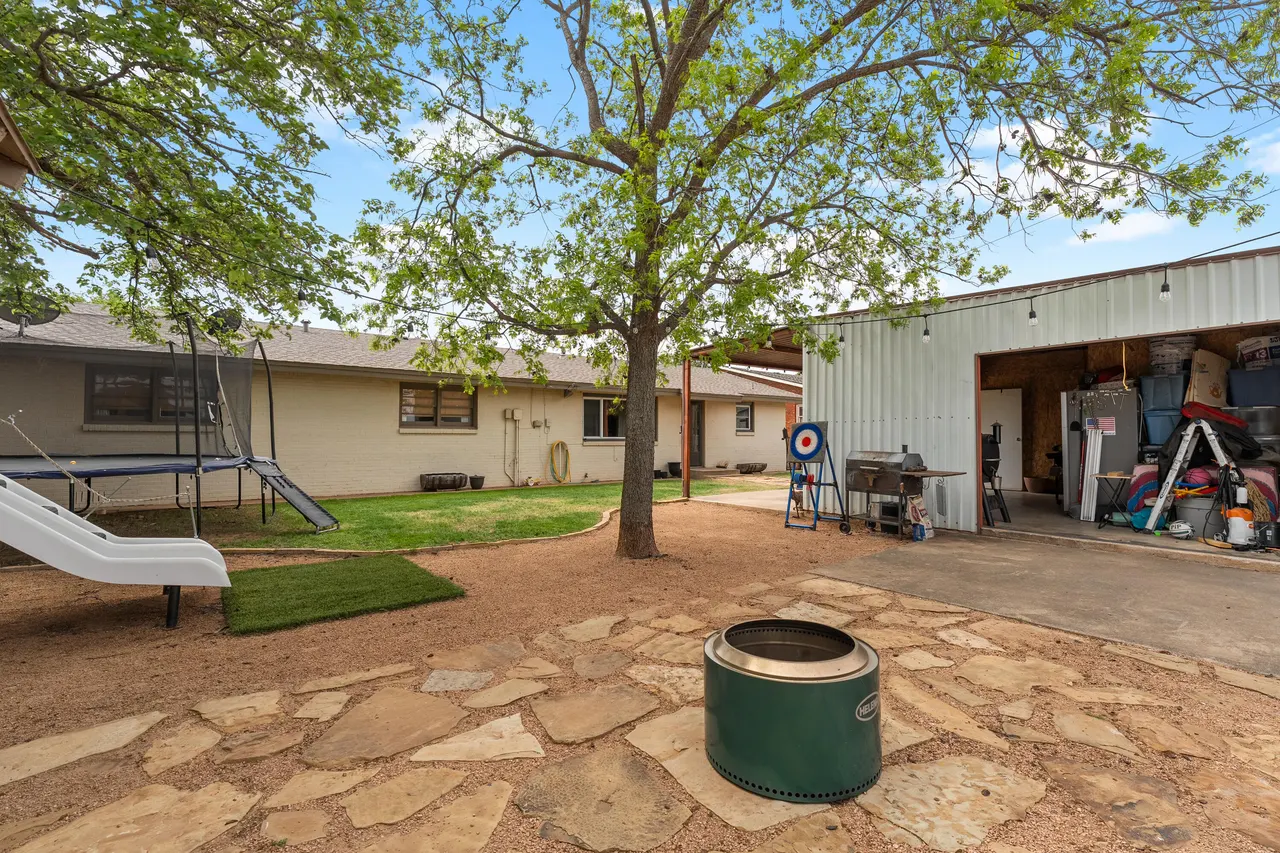Photo 29 — 1380 W Crosby Street, Slaton, TX 79364