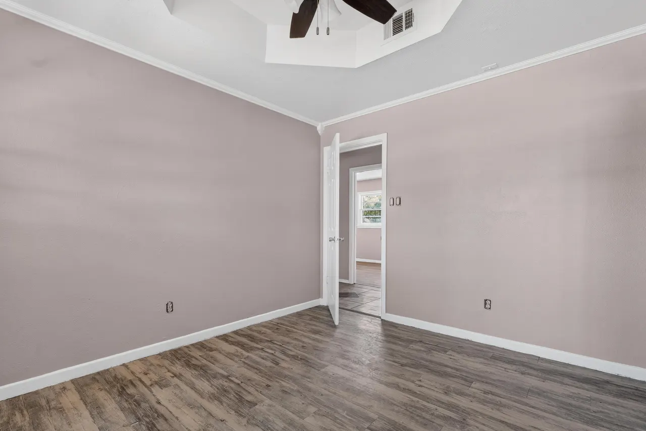 Photo 11 — 4618 43rd Street, Lubbock, TX 79414