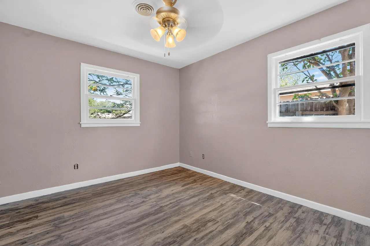 Photo 10 — 4618 43rd Street, Lubbock, TX 79414