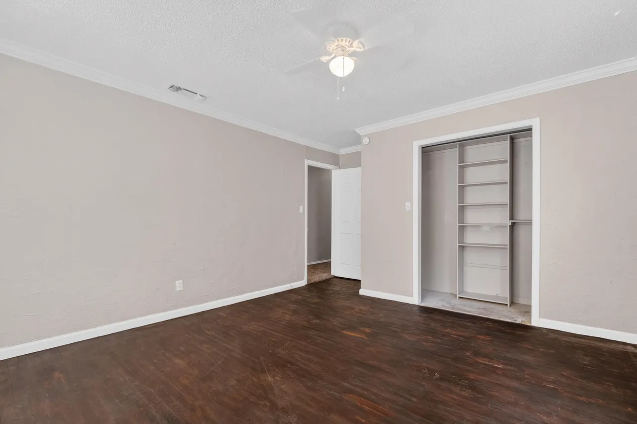 Photo 14 — 4004 33rd Street, Lubbock, TX 79410