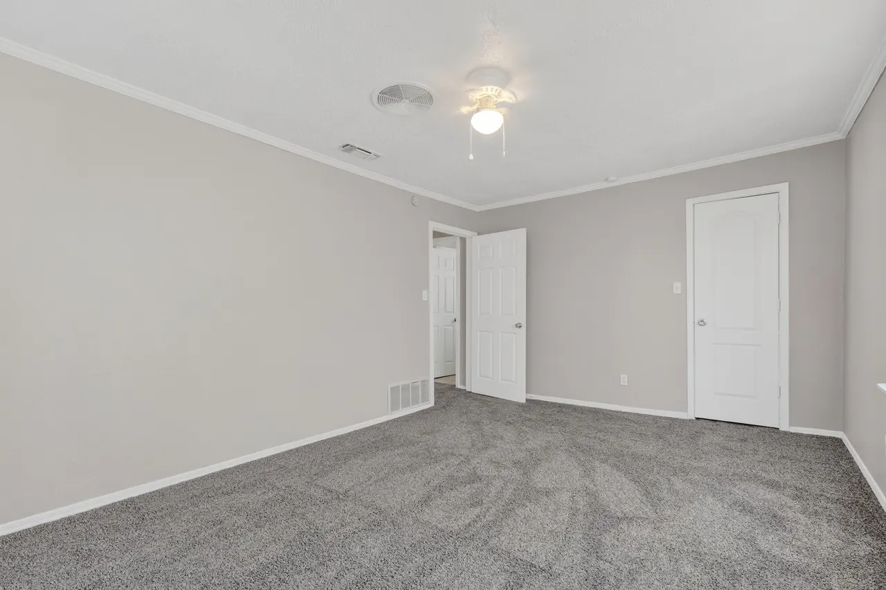 Photo 19 — 4004 33rd Street, Lubbock, TX 79410
