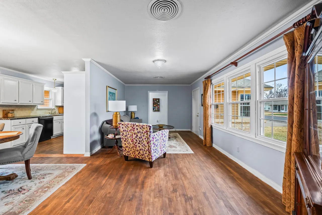 Photo 4 — 3104 26th Street, Lubbock, TX 79410