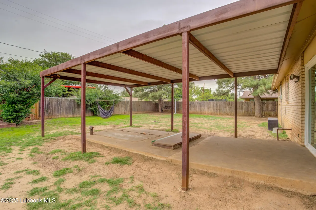 Photo 32 — 642 S Farmer, Crosbyton, TX 79322