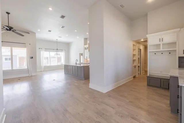 Photo 4 — 519 Avenue U, Shallowater, TX 79363
