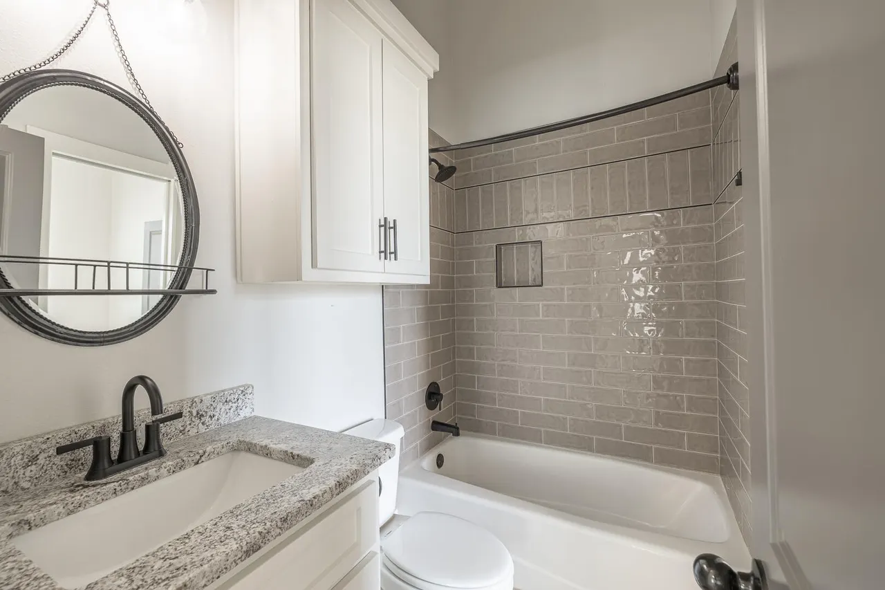 Photo 12 — 519 Avenue U, Shallowater, TX 79363