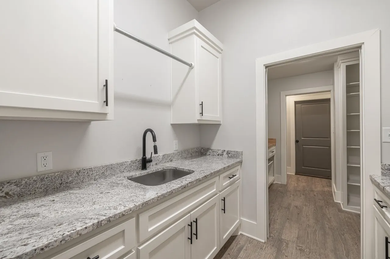 Photo 55 — 519 Avenue U, Shallowater, TX 79363