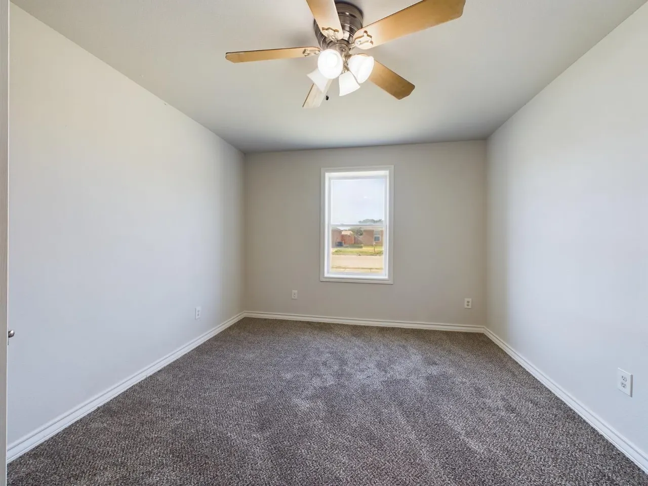 Photo 10 — 6306 25th Street, Lubbock, TX 79407