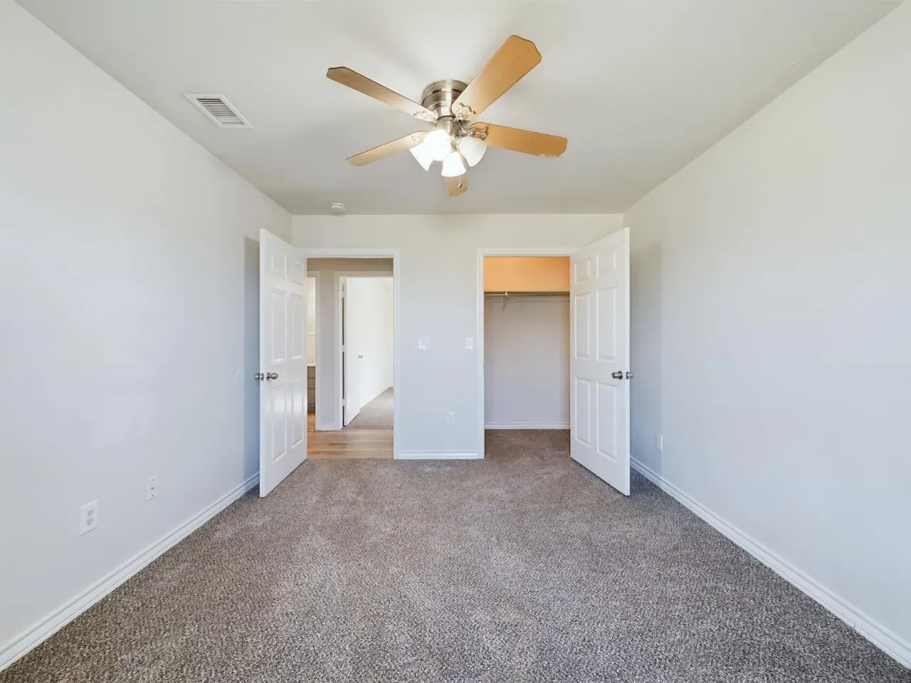 Photo 13 — 6306 25th Street, Lubbock, TX 79407
