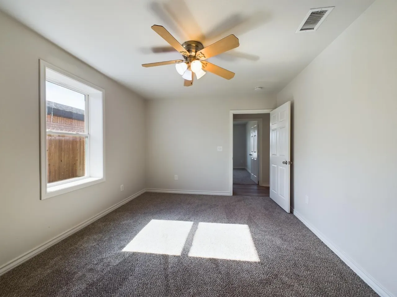 Photo 16 — 6306 25th Street, Lubbock, TX 79407