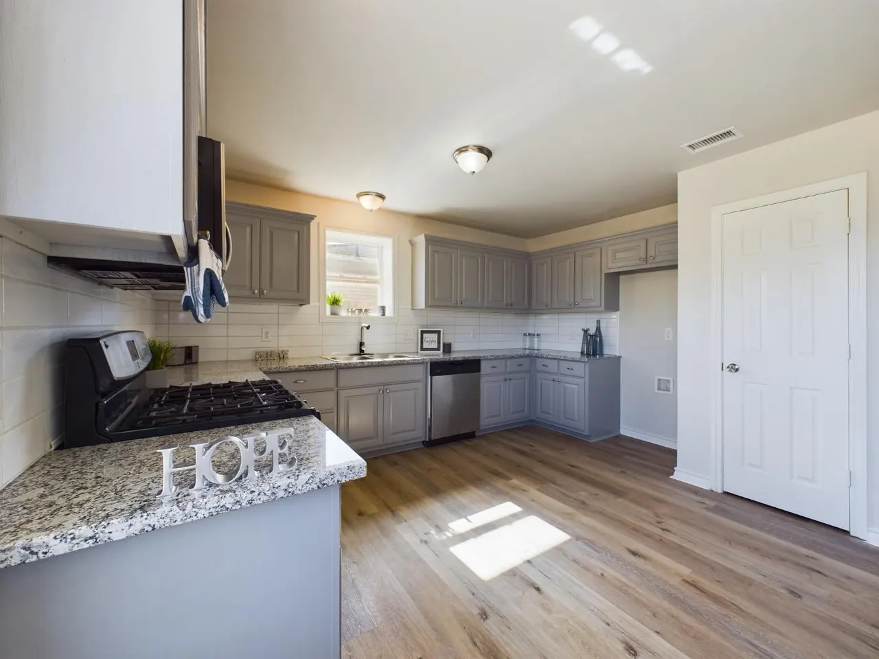 Photo 27 — 6306 25th Street, Lubbock, TX 79407