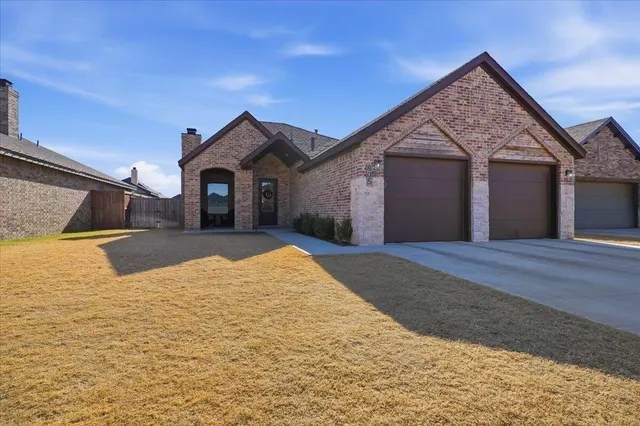 Front exterior — 805 N 5th Street, Wolfforth, TX 79382