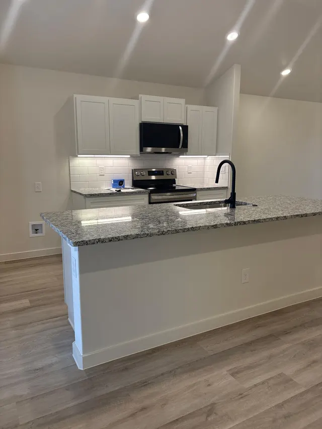Photo 3 — 2418 Aberdeen Avenue, Wolfforth, TX 79382