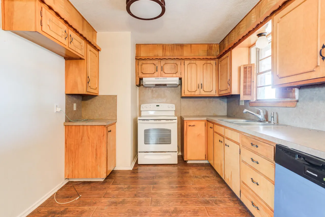 Photo 17 — 308 E 9th Street, Anton, TX 79313