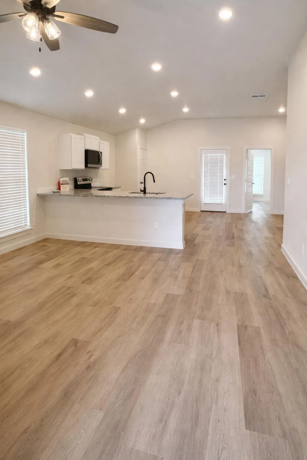 Photo 2 — 6302 Virginia Avenue, Lubbock, TX 79407