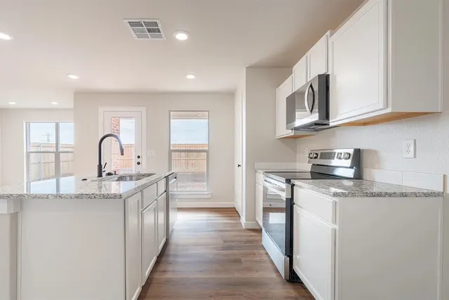 Photo 5 — 2204 Corpus Avenue, Wolfforth, TX 79382
